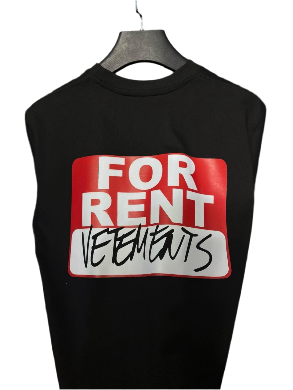 T-shirt with a bold streetwear vibe