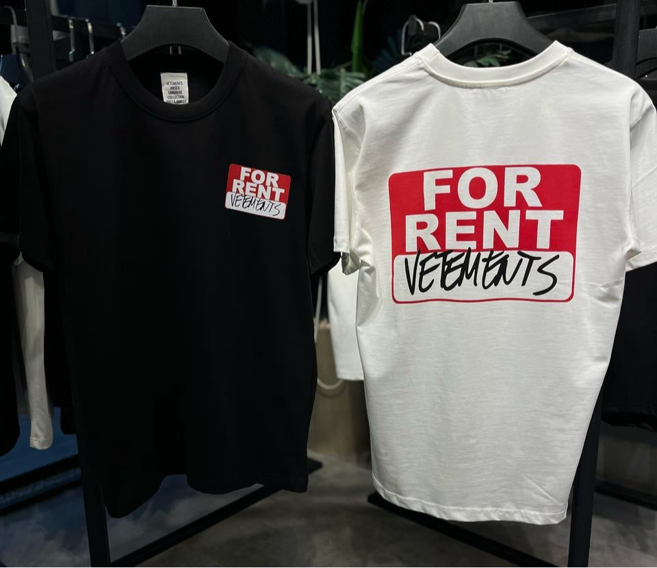 T-shirt with a bold streetwear vibe