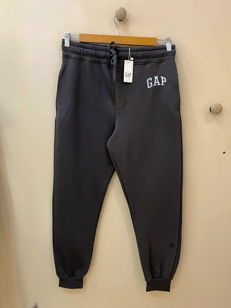 jogger pants