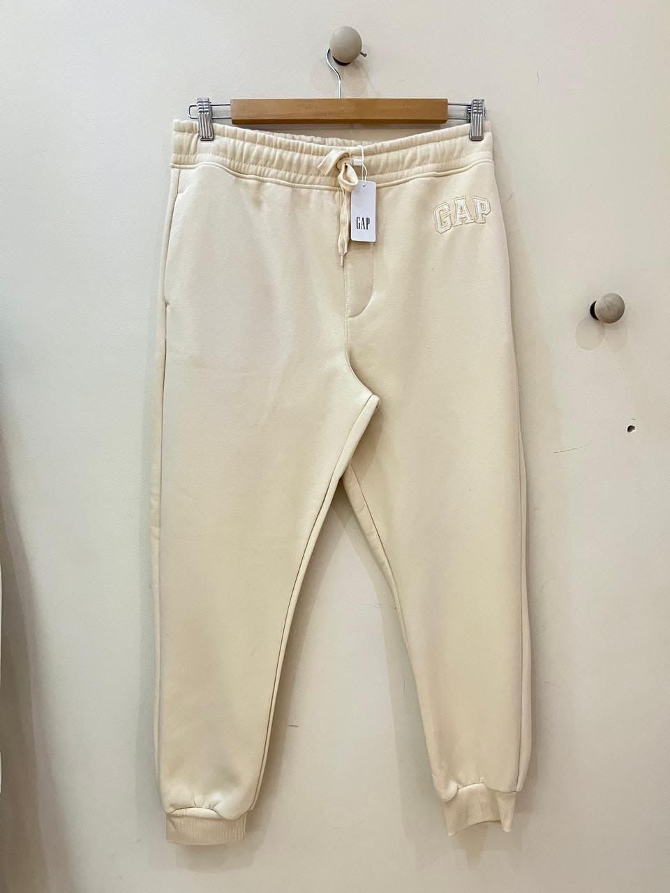 jogger pants