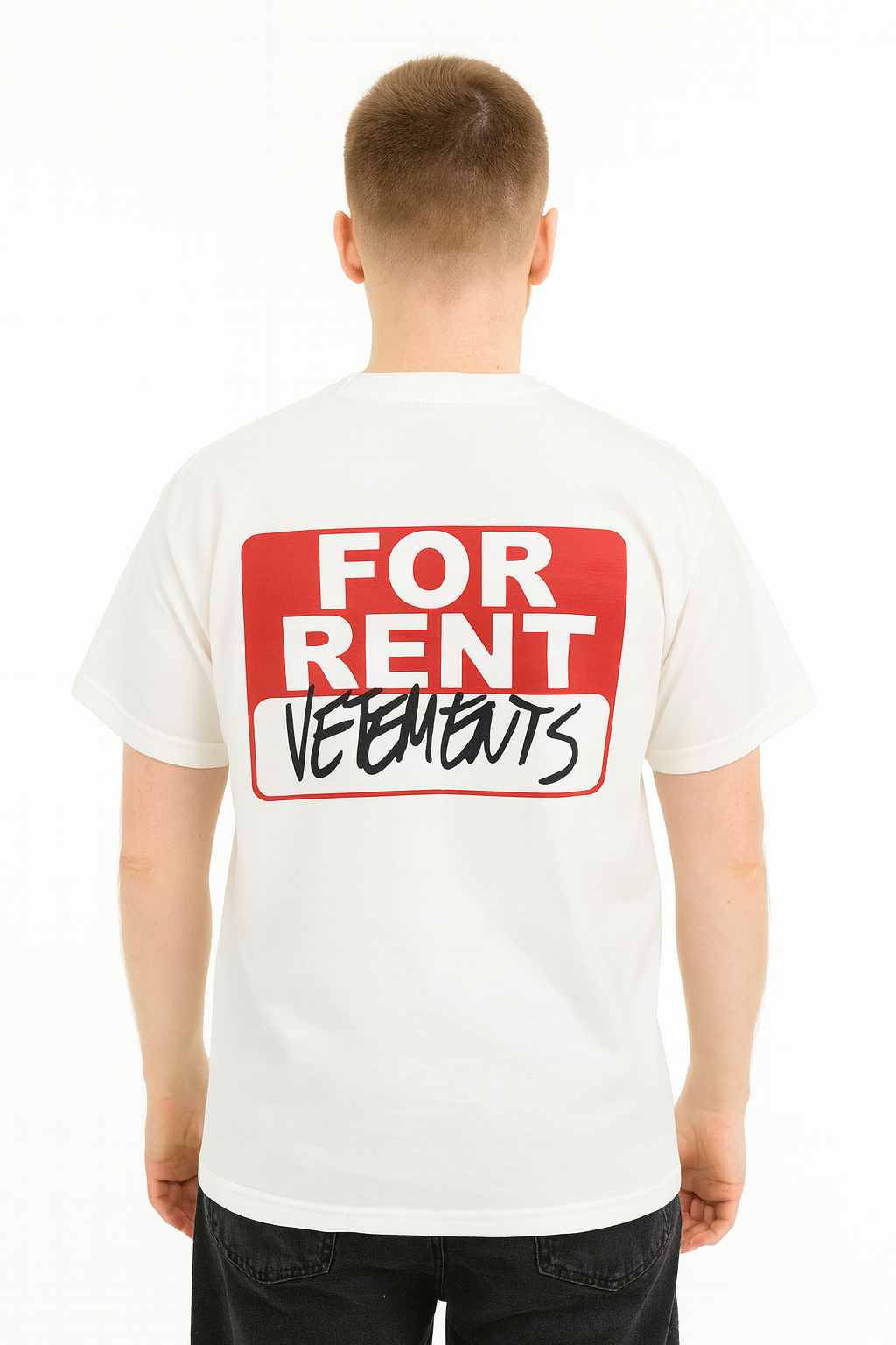 T-shirt with a bold streetwear vibe